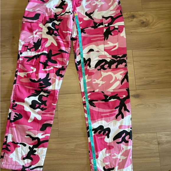 Rothco pink camo cargo pants - Picture 6 of 8